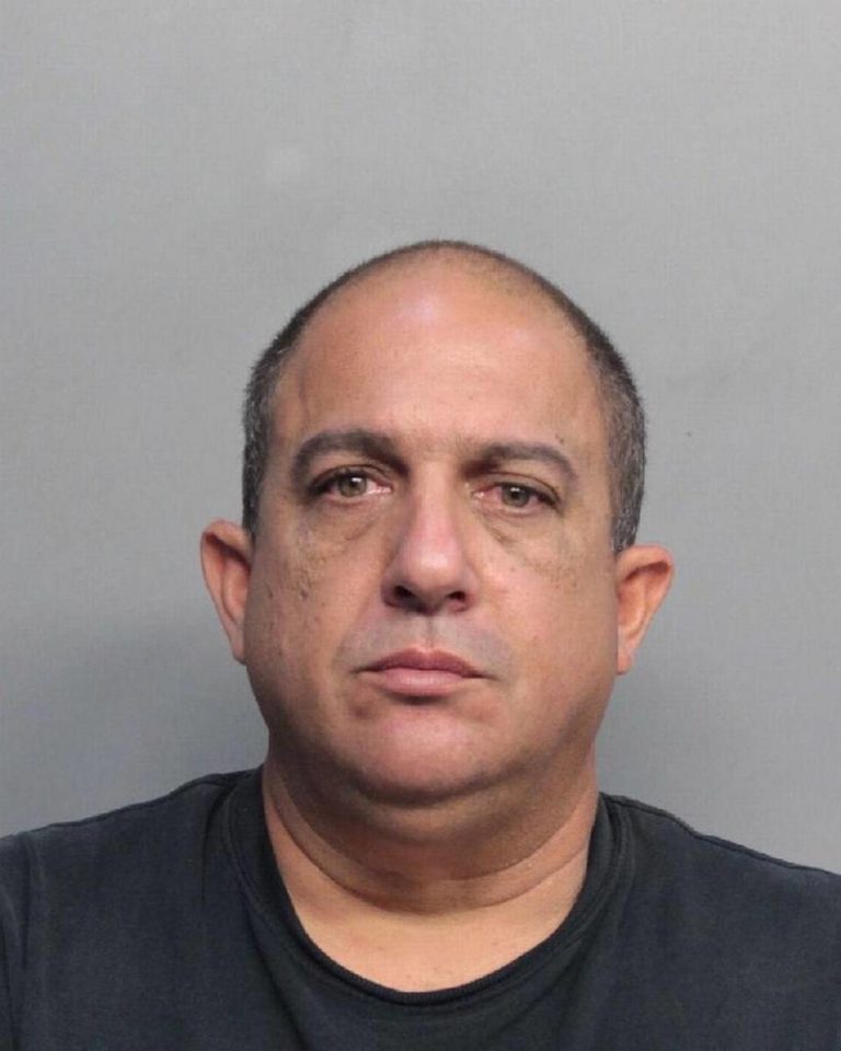 Wannabe Cop Arrested After Stupidly Pulling Over Actual Officer