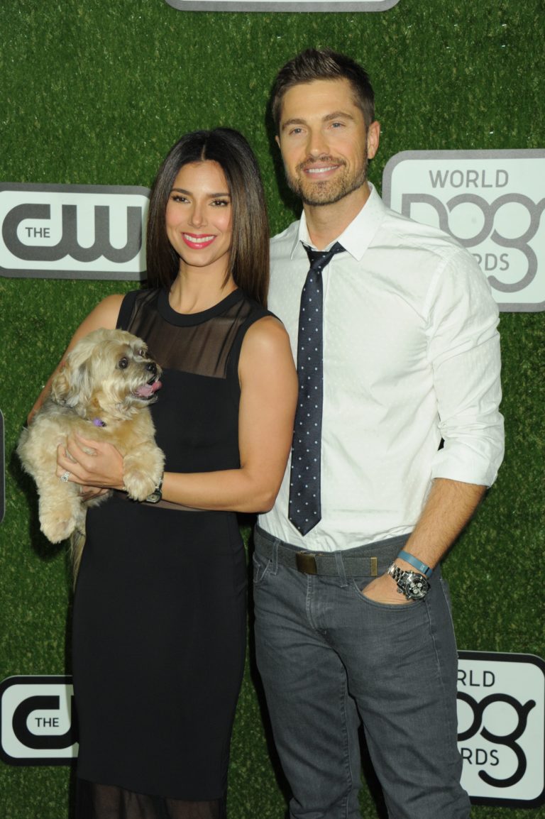 ‘Devious Maids’ Star Roselyn Sanchez and Husband Eric Winter Expecting Second Child