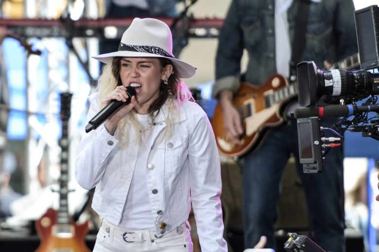What We Learned from Miley Cyrus’ Howard Stern Interview