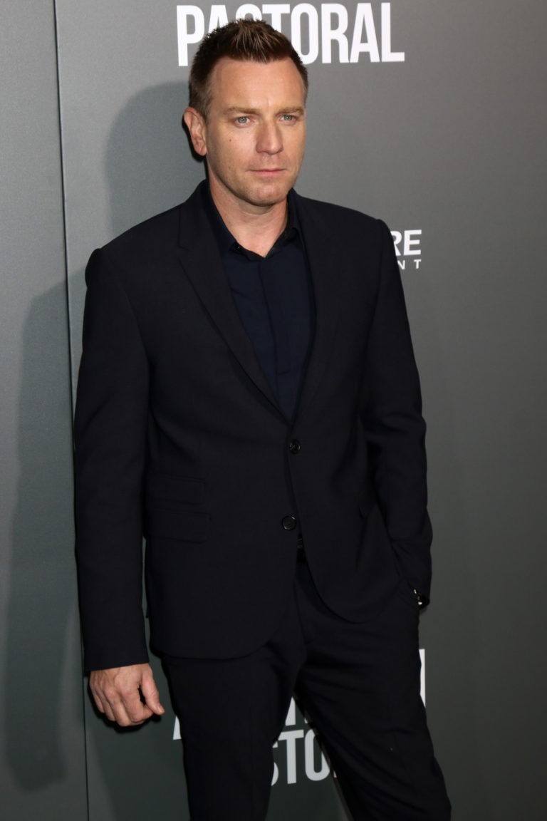 Ewan McGregor in Talks to Join “Birds of Prey”