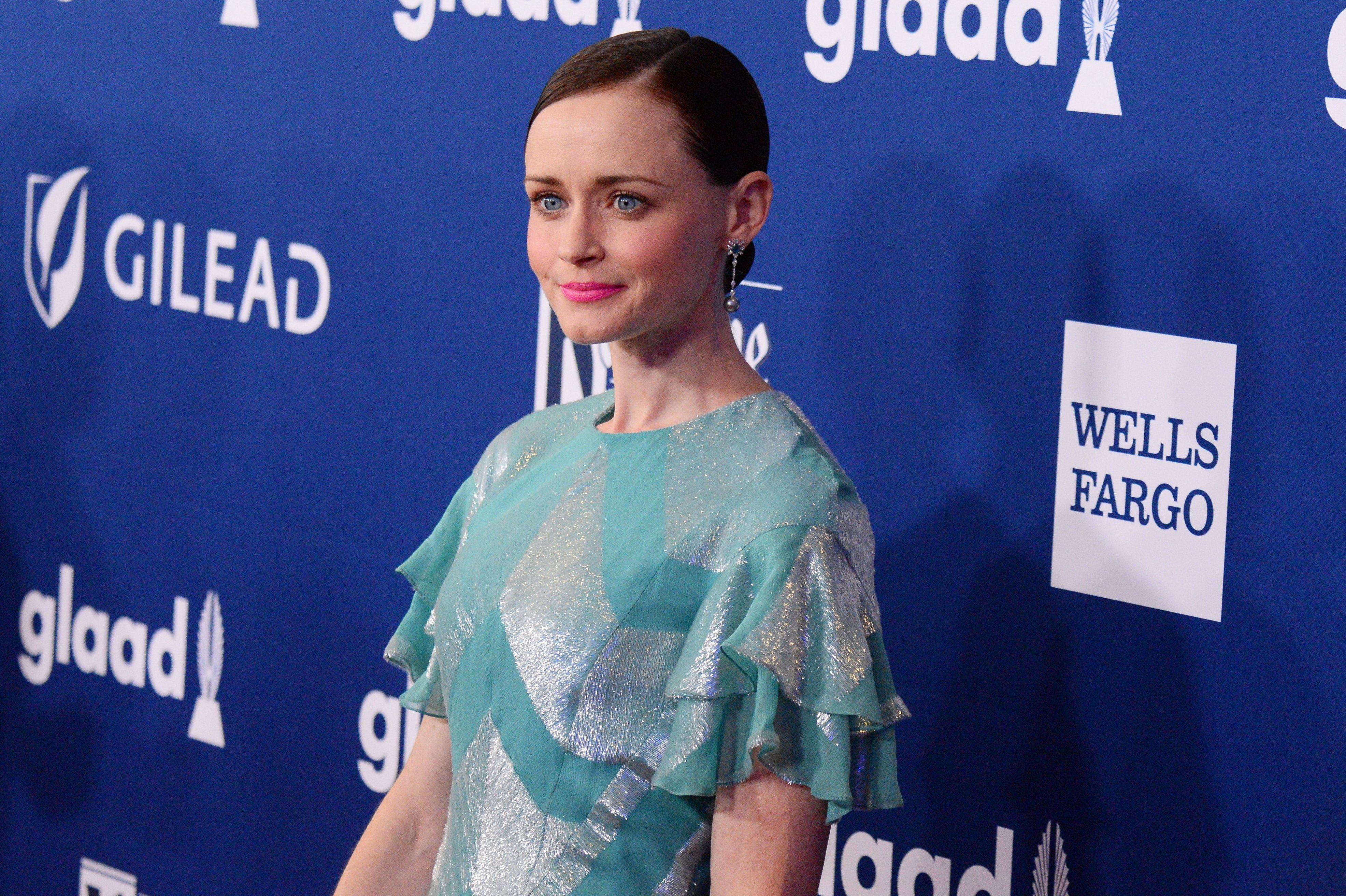 Alexis Bledel to Star in Bitcoin Thriller "Crypto"