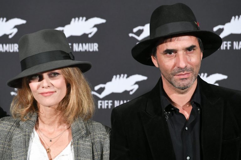 Johnny Depp’s Ex Vanessa Paradis Marries Samuel Benchetrit