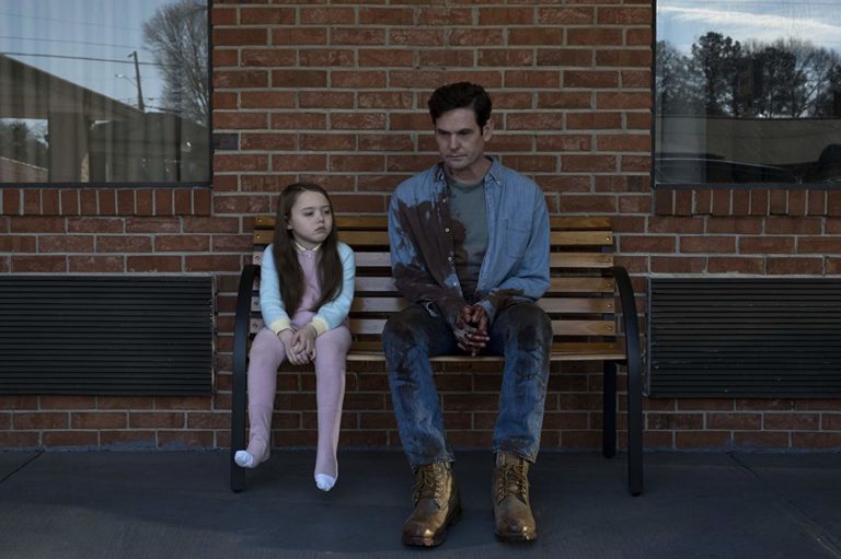 “The Haunting of Hill House”: A Chilling Family Drama That Genuinely Terrifies