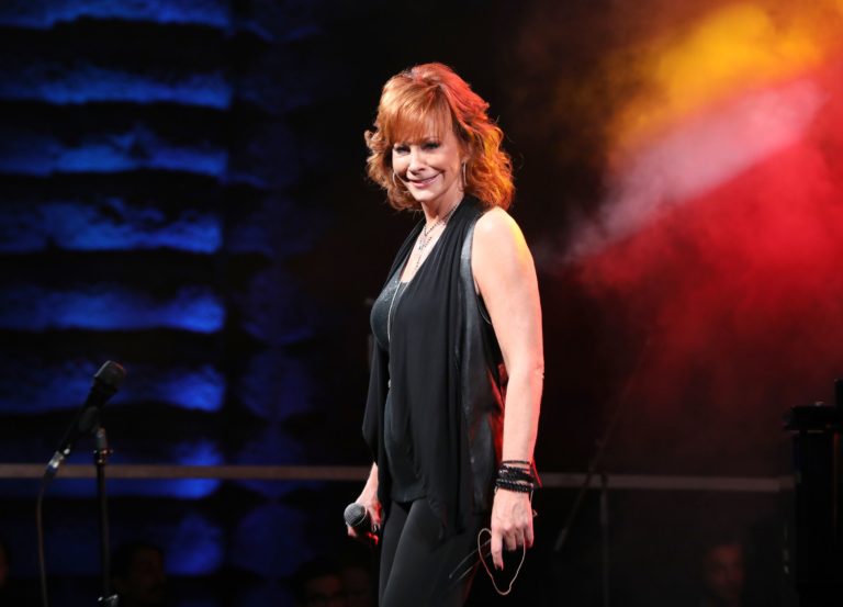 Reba McEntire Reveals Why She Turned Down the Role in “Titanic”