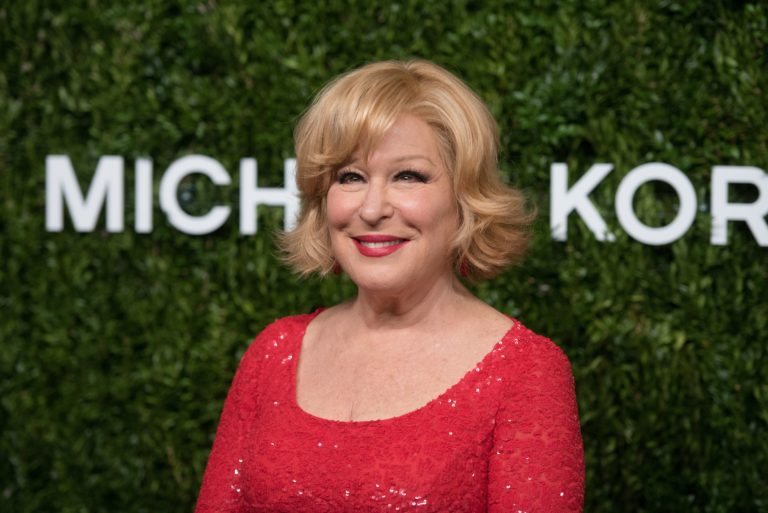 Bette Midler to Perform at the Oscars