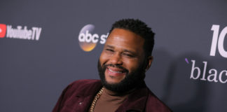 Anthony Anderson at the "Black-ish" TV show 100th episode celebration in 2018
