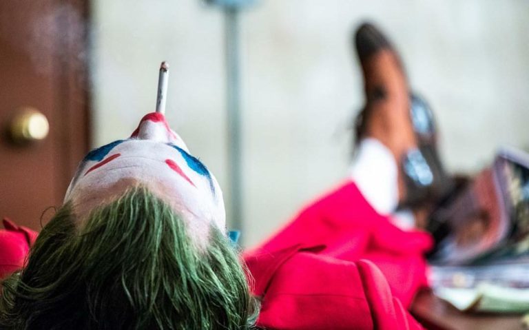 Todd Phillips’ Joker Doesn’t Use “Anything” From Comic Books