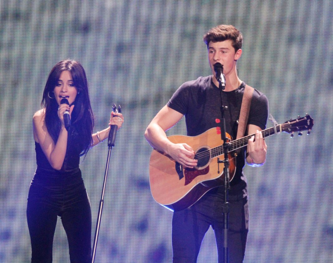 Shawn Mendes and Camila Cabello Top the Charts with “Señorita”