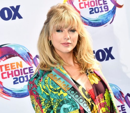 Taylor Swift at the Teen Choice Awards in 2019.