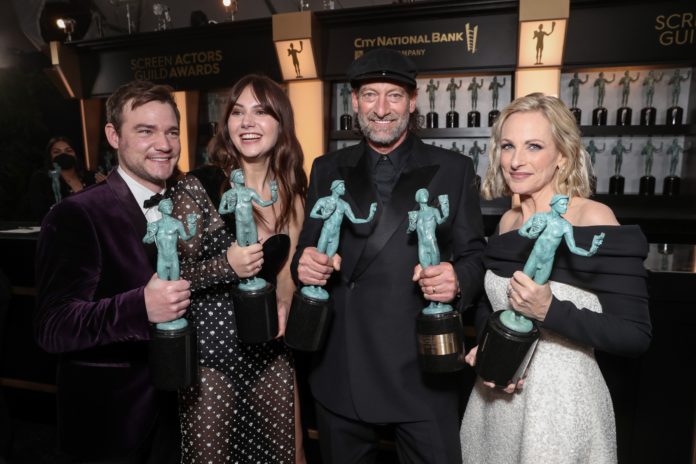 The cast of CODA (Daniel Durant, Emilia Jones, Troy Kotsur, and Marlee Matlin) at the 28th Annual Screen Actors Guild Awards.