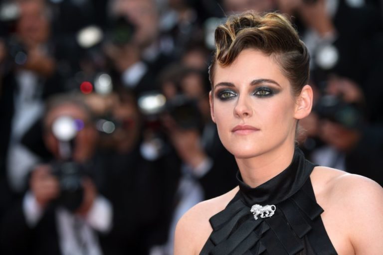 Kristen Stewart is Making Her Directorial Debut With “The Chronology of Water”