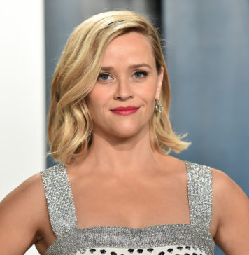 Reese Witherspoon at the Vanity Fair Oscar Party in 2020