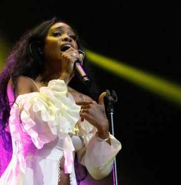 SZA performing at the 2018 BET Experience Live