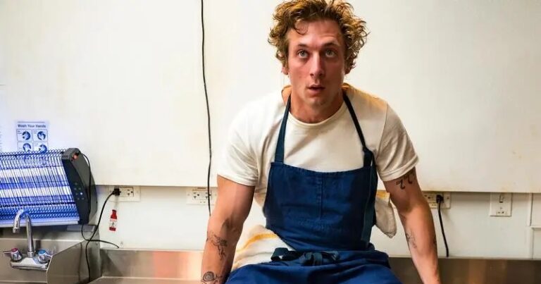 Jeremy Allen White in 